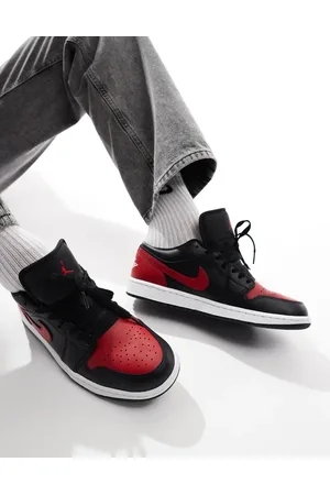Jordan Nike Air 1 Low trainers in varsity