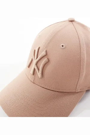 New Era NY Yankees 9forty cap in beige