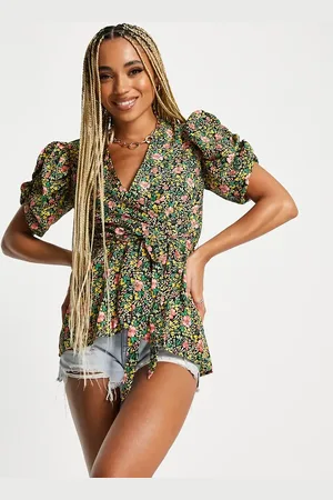 Ax Paris Puff sleeve wrap top in floral