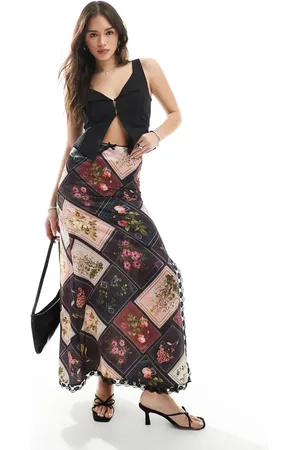 Miss Selfridge Maxi skirt in patchwork postcard print