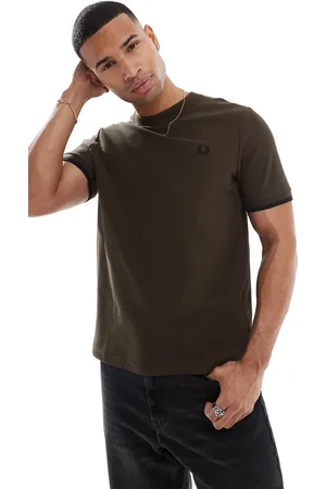 Fred Perry T-shirt in pique with sleeve cuff
