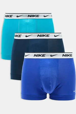 Nike Everyday Cotton Stretch 3 pack trunks with white waistbands in and Navy
