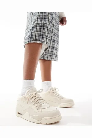 Jordan Nike Air 4 RM trainers in off