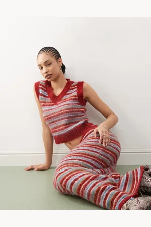 COLLUSION Fluffy v neck knitted tank in burgundy