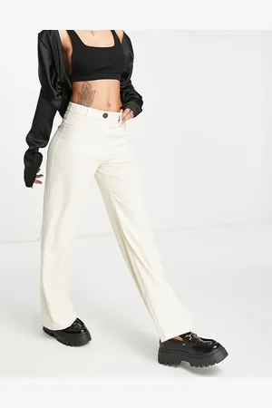Bershka Wide leg slouchy dad tailored trousers in off