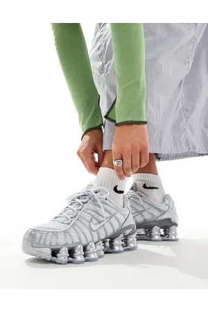 Nike Shox TL trainers in pure platinum