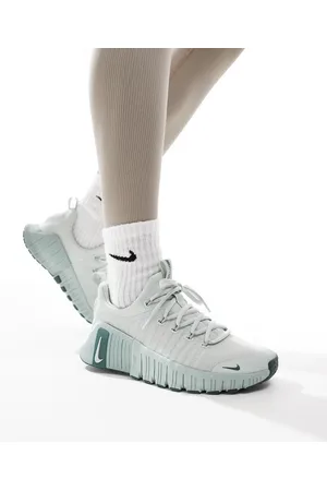 Nike Free Metcon 6 trainers in