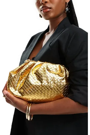 Glamorous Woven clutch bag with detachable chain strap in