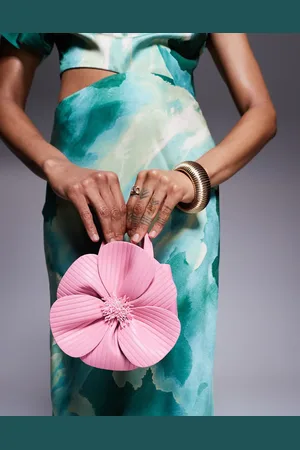 True Decadence Flower clutch bag in