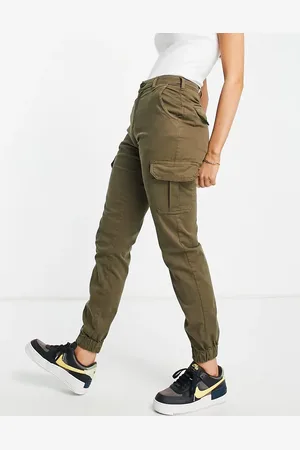 Urban classics High waisted cargo trousers in olive