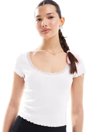 Miss Selfridge Short sleeve pointelle scoop tee with lace trim detail in