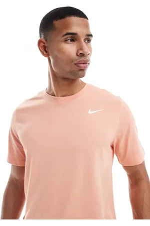Nike Dri-FIT t-shirt in peach - PEACH