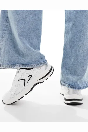 Stradivarius Chunky trainer in