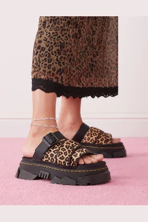 Dr. Martens Mattison slides in leopard print