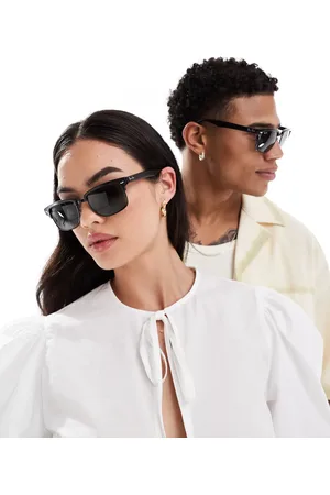 Ray-Ban Clubmaster sunglasses in