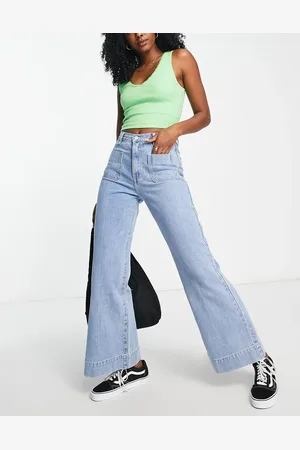 Urban Revivo Pocket front wide leg jeans in