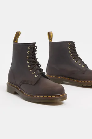 Dr. Martens 1460 8-eye boots in