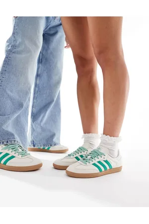 adidas Samba trainers in off and green