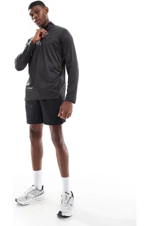 Under Armour Tech Vent half zip in