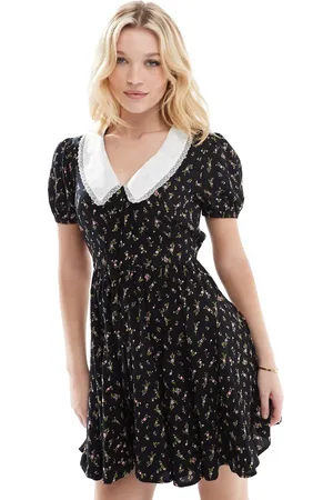 Miss Selfridge Tea dress with collar in floral print