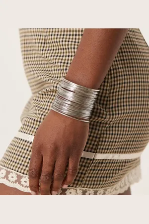 DesignB London Wire statement cuff bracelet in