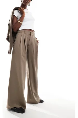 Stradivarius Super wide leg pleat front trousers in beige