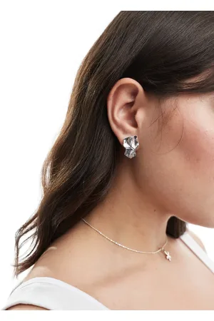 Pieces® Molten effect earrings in