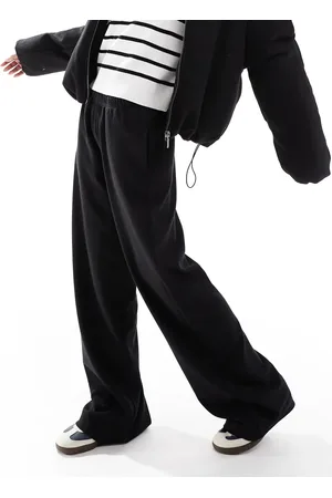 Bershka Lightweight wide leg joggers in