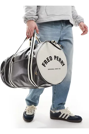 Fred Perry Classic large barrel bag in and white