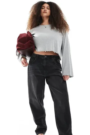 ASOS ASOS DESIGN Curve high rise relaxed mom jeans in