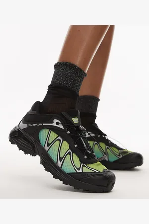 Salomon XT-Whisper trainers in and multi