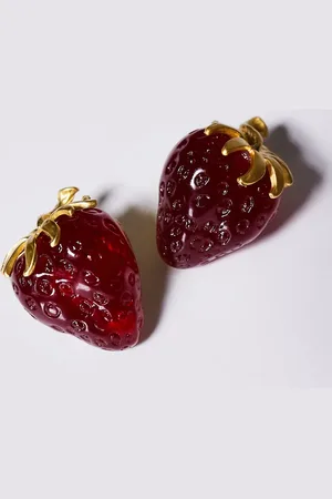 Kaiia Exclusive strawberry stud earrings in red and gold