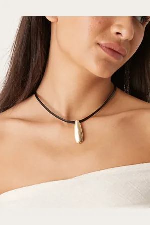 DesignB London Cord necklace with teardrop pendant in