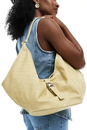 Stradivarius Shoulder bag in buttermilk faux croc