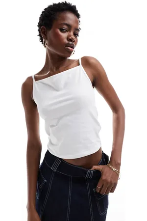 COLLUSION Straight neck vest in white