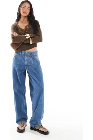 ASOS Pleated tapered jean in clean mid