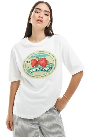 Pull&Bear Vintage strawberry graphic tee in