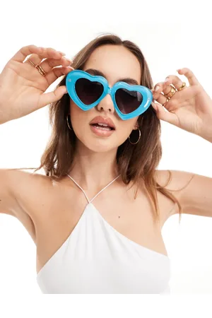 AJ Morgan Festival heart sunglasses in - LBLUE