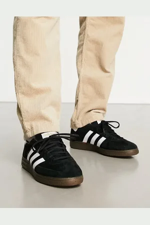 adidas Handball spezial trainers in with gum sole