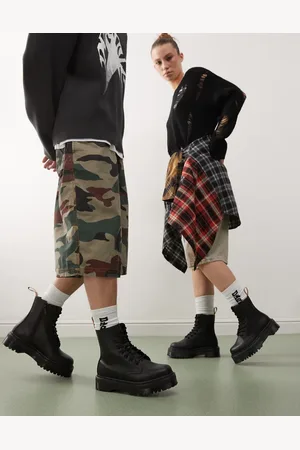 Dr. Martens Unisex Vegan Jadon II mono boots in felix rub off
