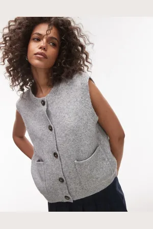Topshop Knitted oversized crew pocket waistcoat in