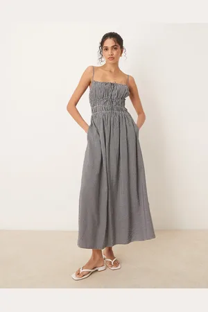 Abercrombie & Fitch Soft neck spaghetti strap flowy maxi dress in gingham