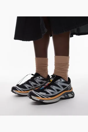 Salomon XT-6 trainers in and silver