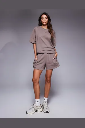 Nike Chill high waisted shorts in