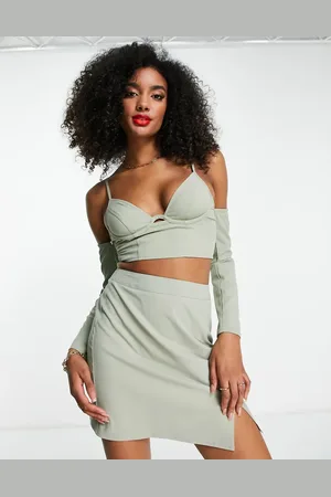 Extro & Vert Structured crop with detachable sleeves in sage co-ord