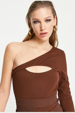 Extro & Vert One sleeve body with cut out in