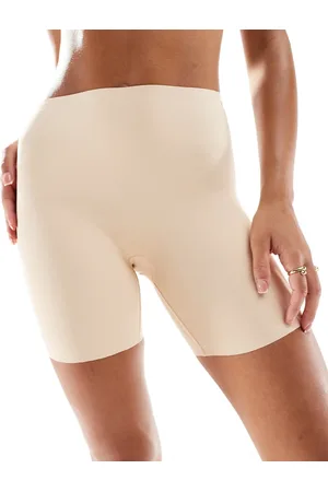 Bye Bra Low back highwaist short in beige
