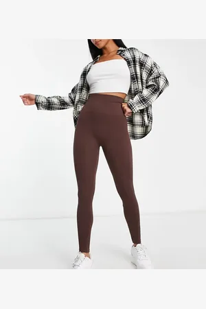 Stradivarius Petite seamless ribbed leggings in chocolate