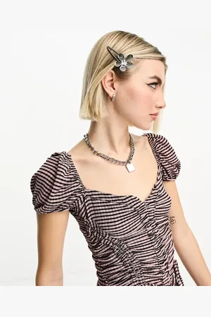 petit moments Daisy barette festival hair clip in