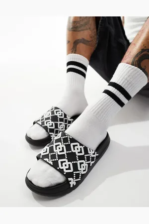 ASOS Chunky slider in with monogram detail